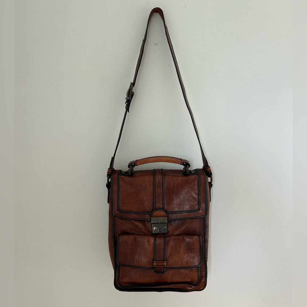 Fossil Maddox Crossbody Saddle Purse